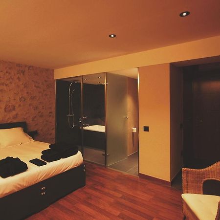 Hotel Mas Oliveres Pla De Palau Llers Luaran gambar