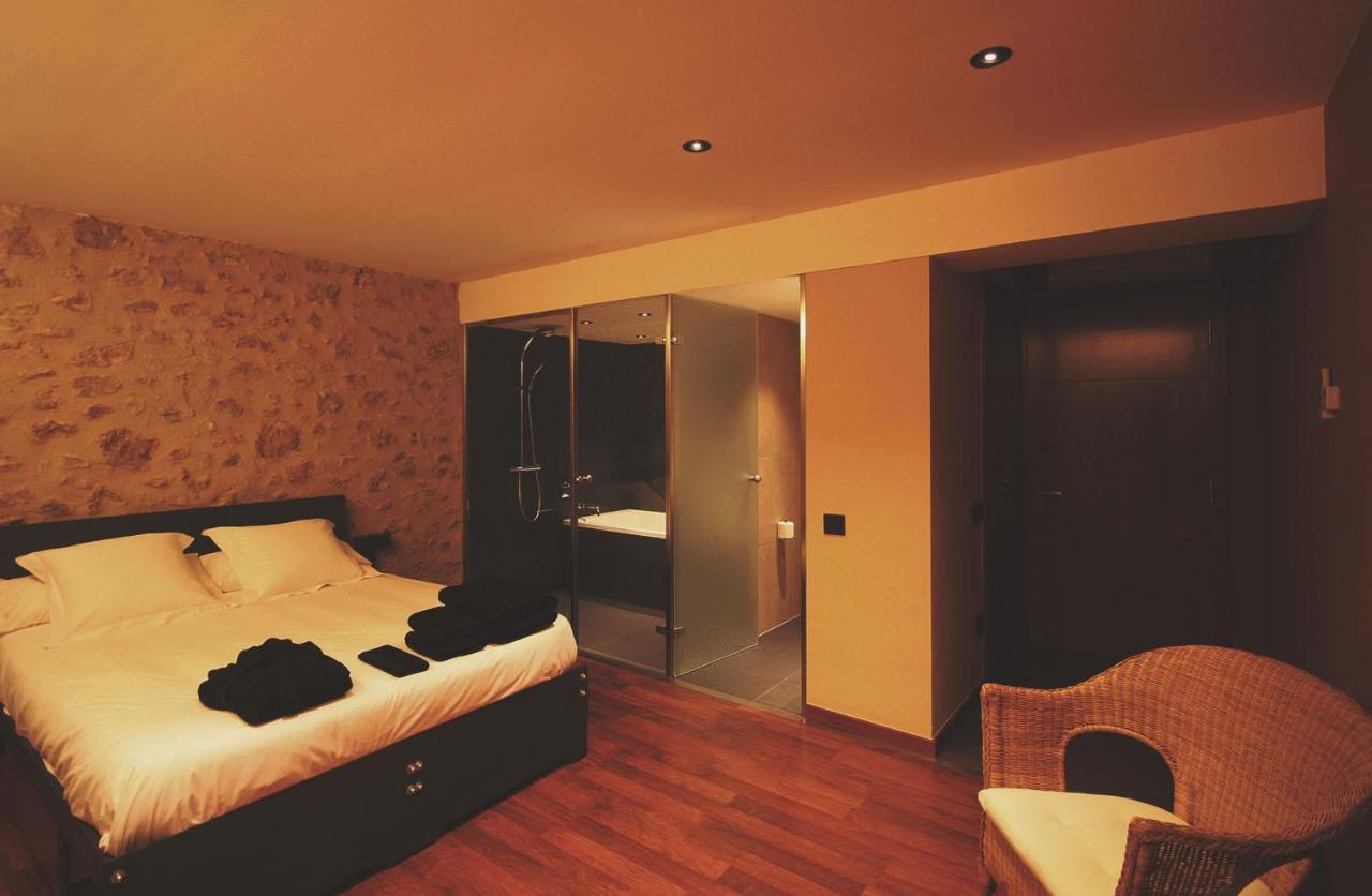Hotel Mas Oliveres Pla De Palau Llers Luaran gambar