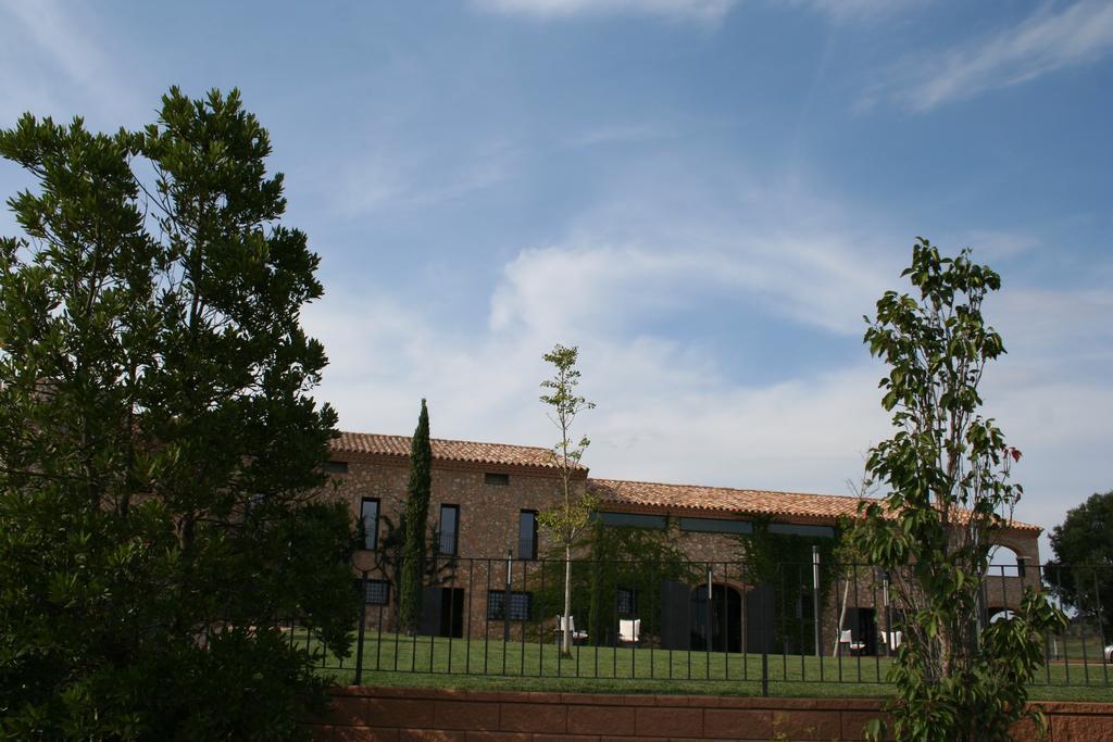 Hotel Mas Oliveres Pla De Palau Llers Luaran gambar