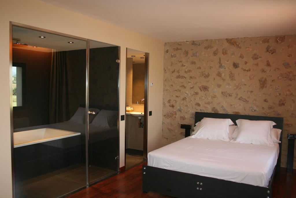 Hotel Mas Oliveres Pla De Palau Llers Luaran gambar